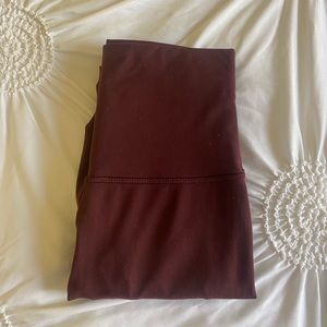 Burgundy Original Lululemon Wunderunder